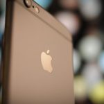 В Сети появились фото невышедшей модели iPhone X