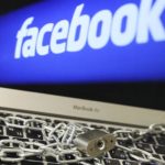 Facebook решил платить за информацию об утечках данных пользователей